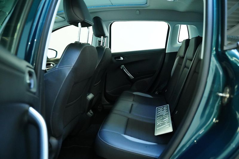 Peugeot 2008 - fotka 26 z 27