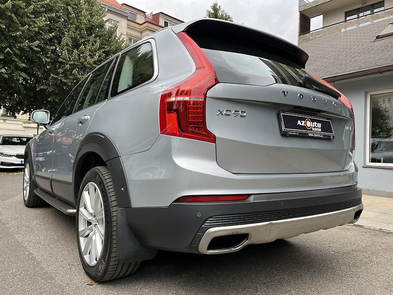 Volvo XC90 (2016) T8 AWD TWIN-ENGINE INSCRIPTION - fotka 14 z 47