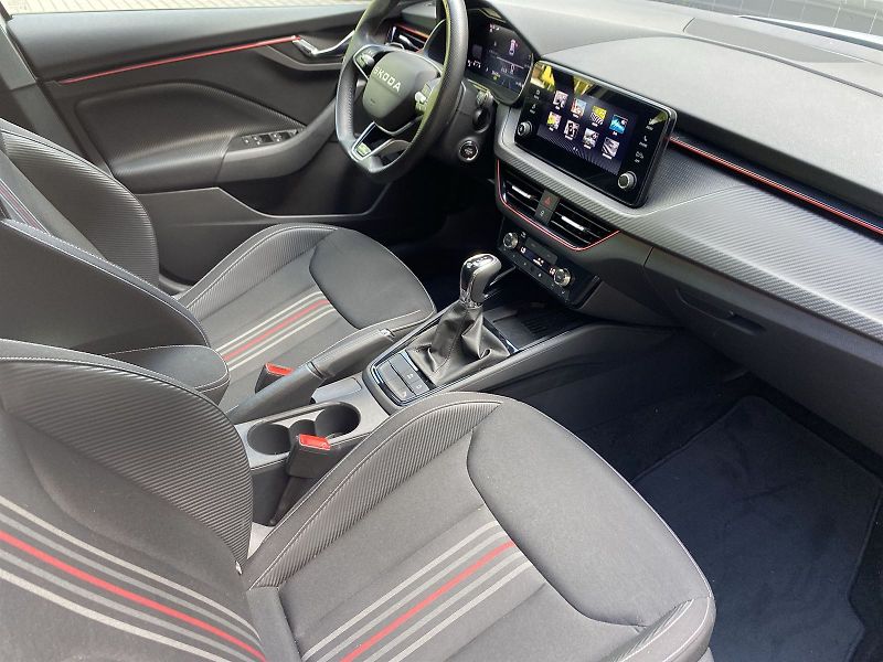 Škoda Scala (2025) 1.0 TSI DSG Monte Carlo - fotka 10 z 33