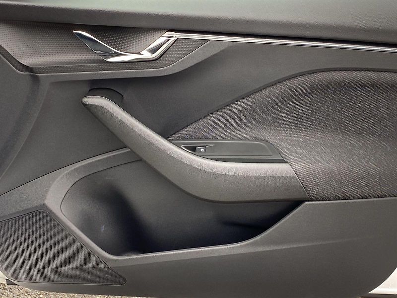 Škoda Scala (2022) 1.0 TSI Style - fotka 26 z 34