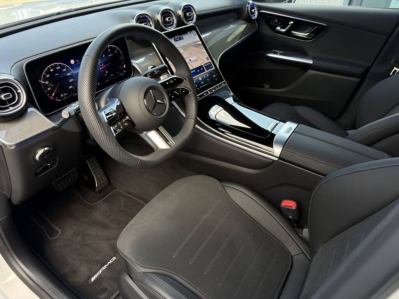 Mercedes-Benz GLC (2025) 200 d 4MATIC kupé - fotka 9 z 28