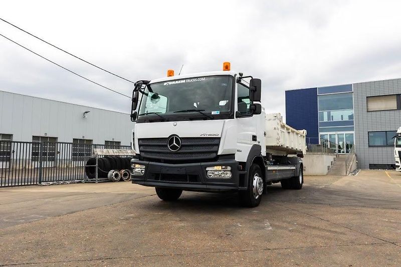 Mercedes-Benz Atego 1624 4x2 hákový natahovák  - fotka 2 z 21