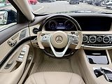 Mercedes-Benz Třídy S (2018) 560 4MATIC LONG - náhled 25