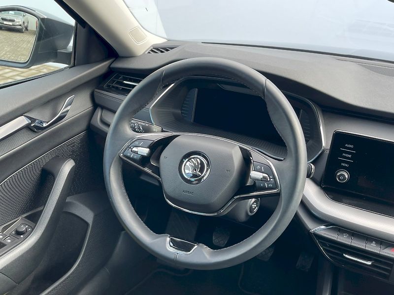 Škoda Octavia (2023) Combi 1,5 TSI / 110 kW Ambitio - fotka 20 z 30