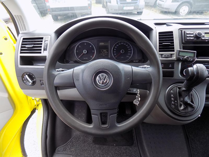 Volkswagen Transporter 2,0 TDI 103 KW DSG KLIMA - fotka 30 z 43