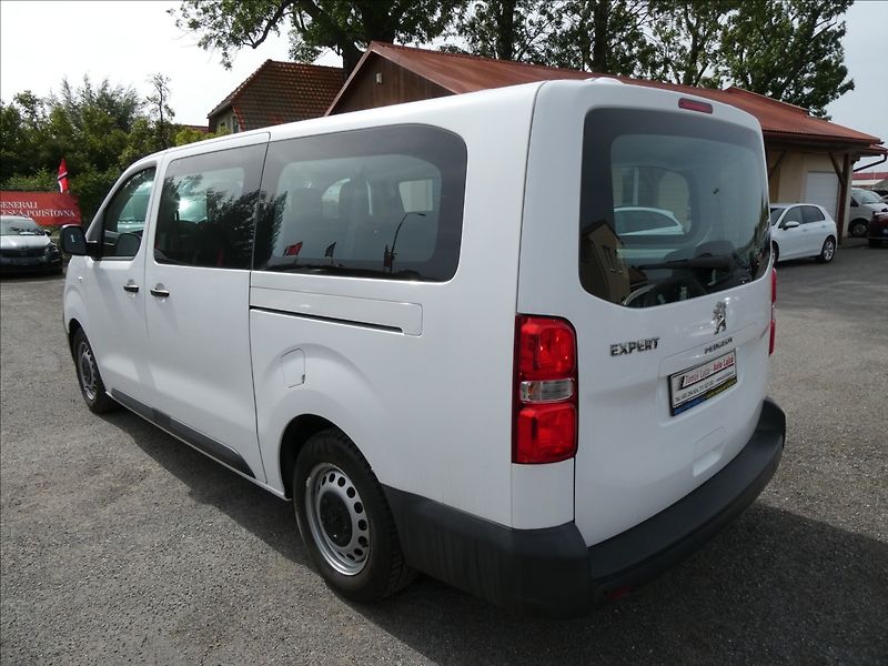 Peugeot Expert 1,5 HDi 1.MAJ.,LONG,9.míst,DPH - fotka 7 z 44