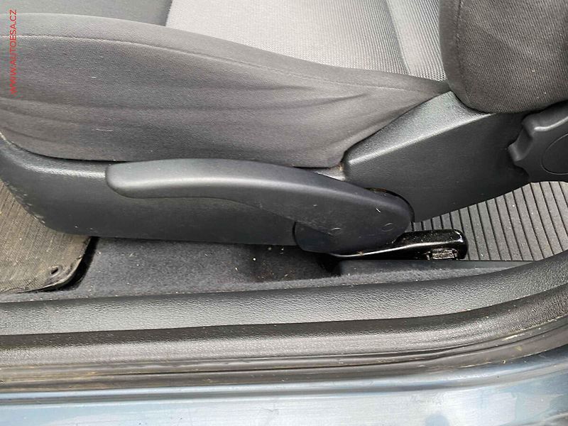 Škoda Octavia (2005) 1.6i, ČR, AC, STK5/28 - fotka 14 z 16