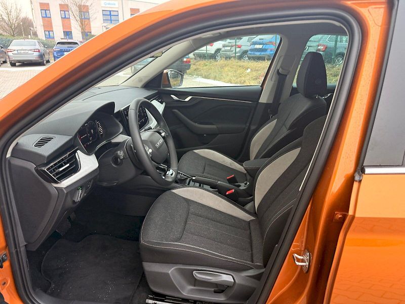 Škoda Kamiq (2025) SELEC TSI 85/1.0 A7F - fotka 19 z 26