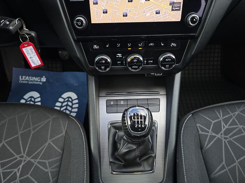 Škoda Octavia 1.4 Tsi110KW MAX VÝBAVAVA 1Maj - fotka 20 z 28