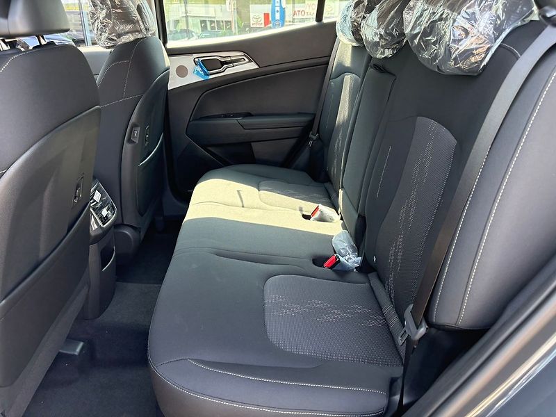 Kia Sportage (2026) 1,6 T-GDi GPF 4x2 EXCLUSIVE (2 - fotka 12 z 14