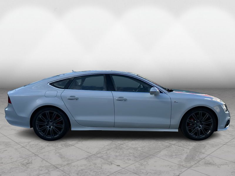 Audi A7 3.0Bitdi S-line  230kw Quattro - fotka 7 z 30