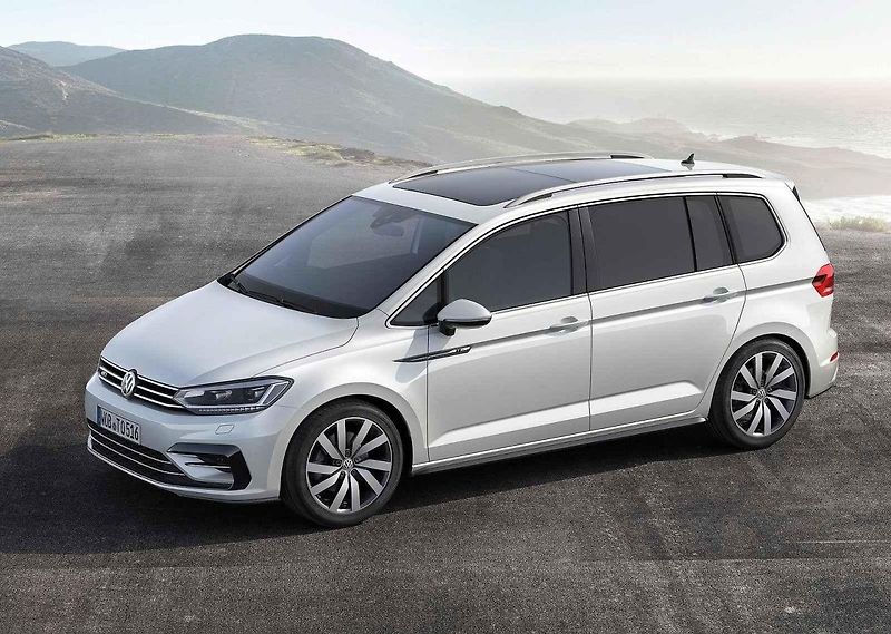 Peugeot 308 je pohledný rodinný vůz se širokou nabídkou motorizací