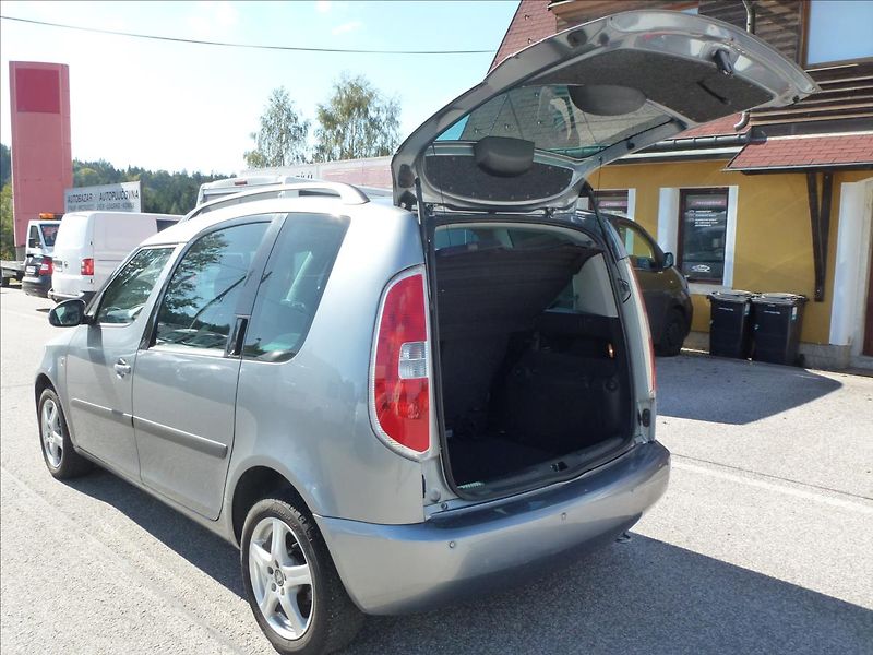 Škoda Roomster 1,9 TDI -  BEZ KOROZE !!!!!!! - fotka 22 z 54