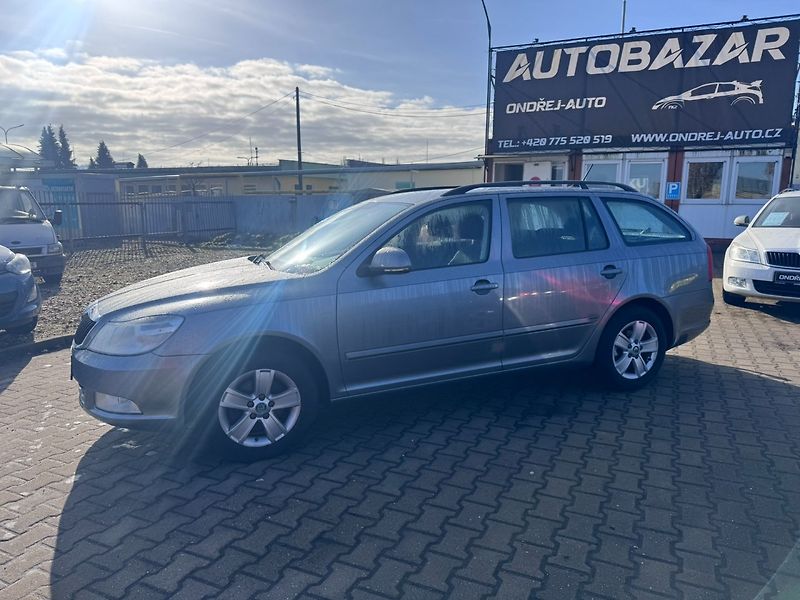 Škoda Octavia (2012) 1,6 TDI 77KW TAŽNÉ SK FACELIFT - fotka 3 z 49
