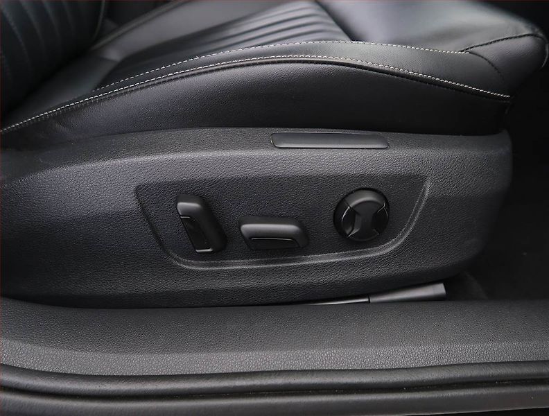 Škoda Superb (2020) Style 2.0 TDI - fotka 25 z 28