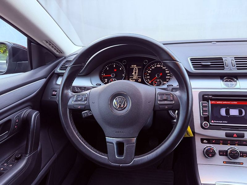 Volkswagen CC 2.0 TDi, ČR - fotka 18 z 29