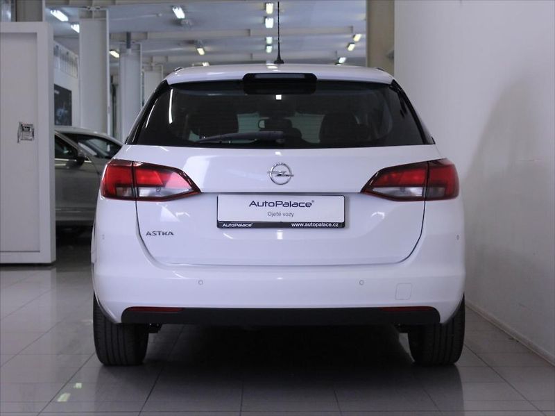 Opel Astra 1,6 CDTi 81kW Záruka 116tkm.ČR - fotka 4 z 18