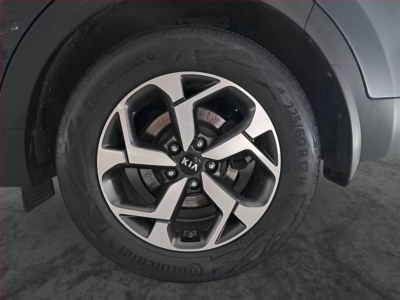 Kia Sportage (2021) 1.6 T-GDI - fotka 15 z 21