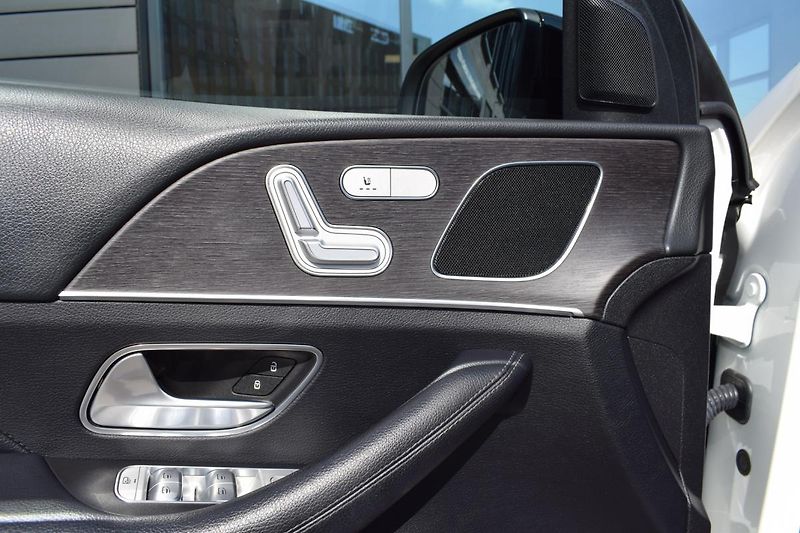 Mercedes-Benz GLE (2021) GLE 350d AMG/Night paket/Panor - fotka 28 z 50