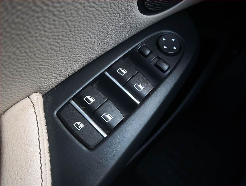 BMW X3 (2014) xDrive20d, 4X4, Automat, Navi - fotka 16 z 16