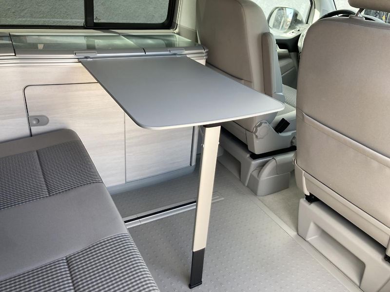Volkswagen (2018) CALIFORNIA 110KW DSG 4x4 COAST - fotka 23 z 45