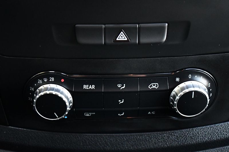 Mercedes-Benz Vito 111CDI L TOURER PRO - fotka 27 z 29