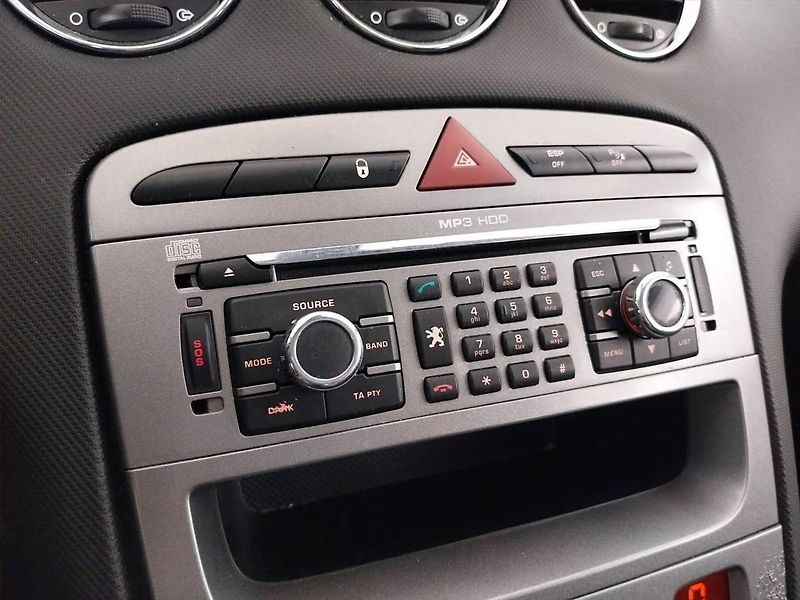 Peugeot 308 (2008) 1.6 HDi, po STK, jezdí výborně - fotka 17 z 21