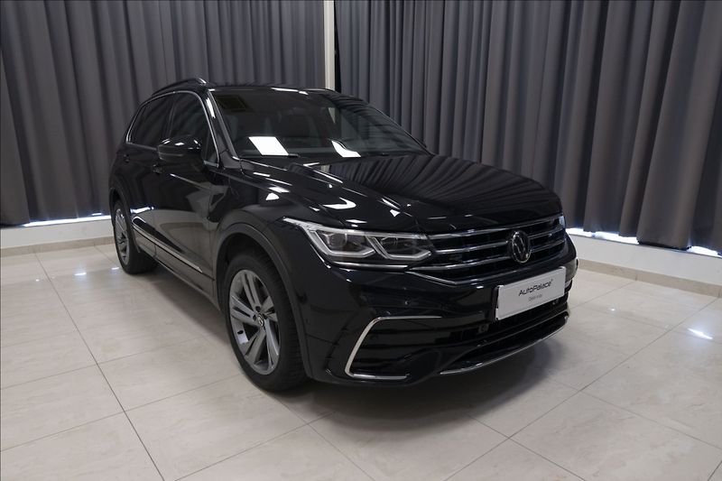 Volkswagen Tiguan 1,4 TSI DSG eHYBRID R-LINE ČR - fotka 3 z 46