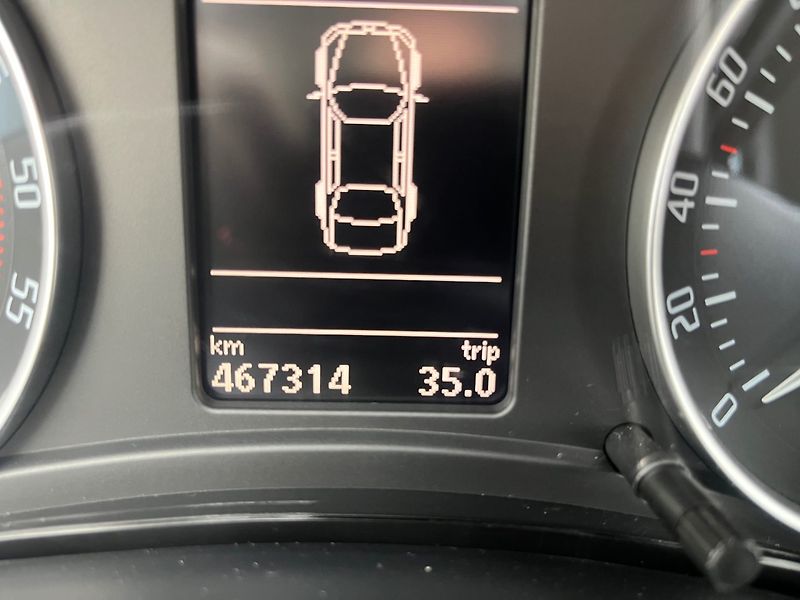 Škoda Octavia (2012) 1.6 TDi Nová STK - fotka 12 z 20