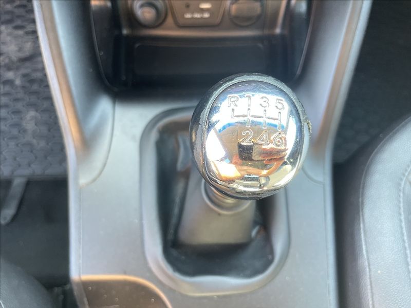 Hyundai ix35 2,0 CRDi 100kw 4x4 Tažné Kůže - fotka 19 z 41