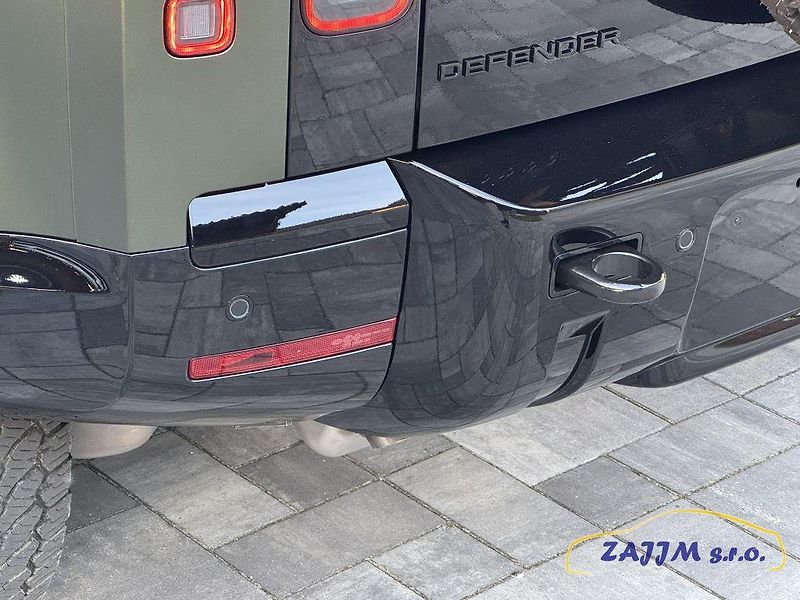 Land Rover Defender 110 HSE X-Dynamic D350 + fólie - fotka 17 z 52