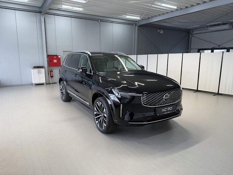Volvo XC90 (2026) B5 2.0L 250+14k AT8 AWD PLUS D - fotka 6 z 6