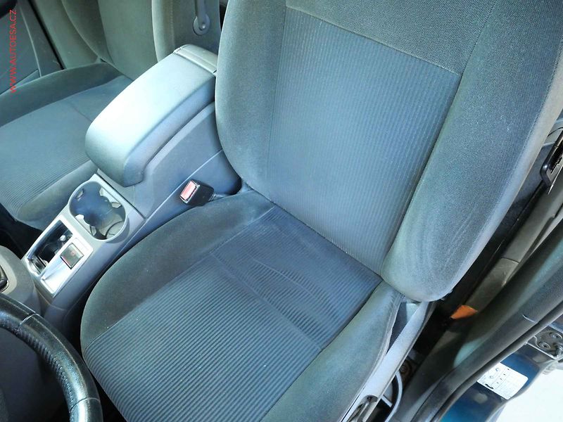 Ford C-MAX (2006) 1.8 TDCi, AC, tempo - fotka 9 z 18
