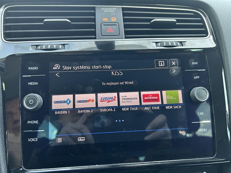Volkswagen Golf (2019) 2.0 TDi 110 KW servisni kniha - fotka 17 z 29