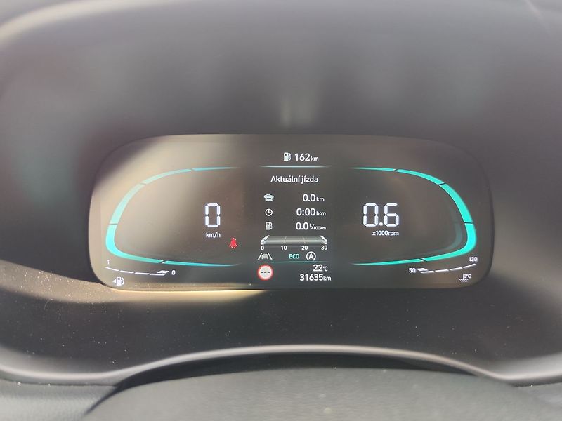 Hyundai i30 1.5 T-GDI/103kW Comfort 16 - fotka 13 z 31