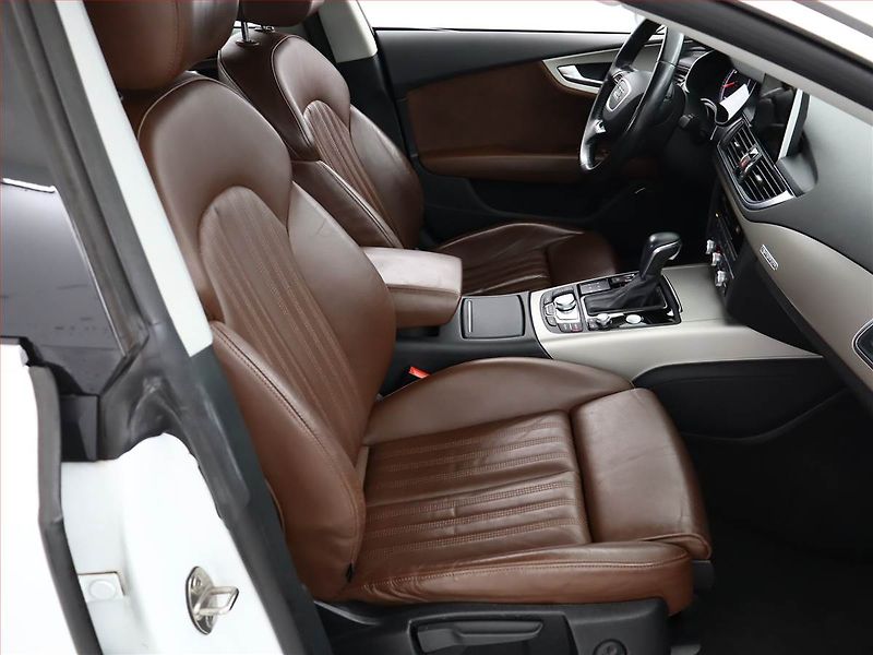 Audi A7 (2015) S-Line 3.0 TDI - fotka 7 z 22