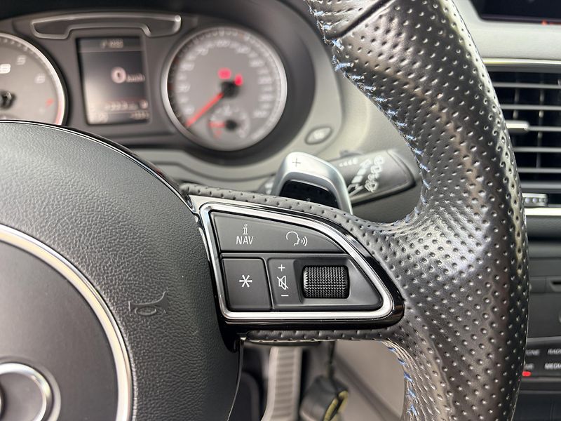 Audi RS Q3 PERFORMANCE 2.5TFSI 270KW  - fotka 16 z 40