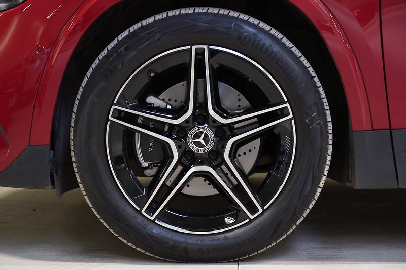 Mercedes-Benz GLA 200D,AMG,DPH,Paměť.sedadla - fotka 12 z 33