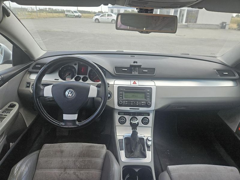 Volkswagen Passat 2,0 TDI 103 kW nafta  - fotka 9 z 9