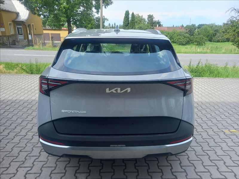 Kia Sportage 1,6 T-GDi COMFORT - fotka 3 z 5