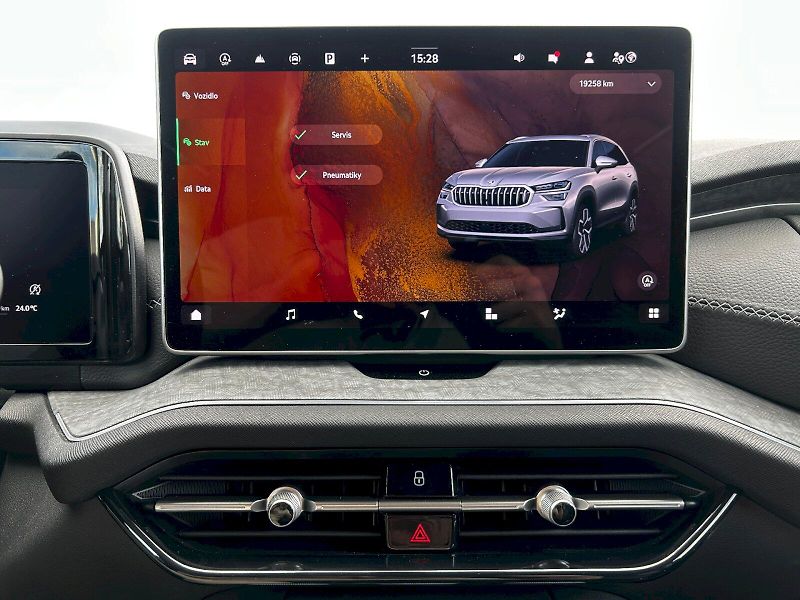 Škoda Kodiaq (2025) 2.0 TDI 142kW 4x4 DSG Exclusiv - fotka 14 z 35