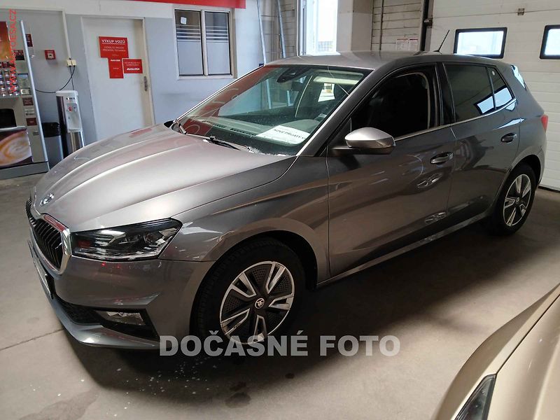 Škoda Fabia (2023) 1.0 TSi, ČR, servis.kniha - fotka 1 z 3