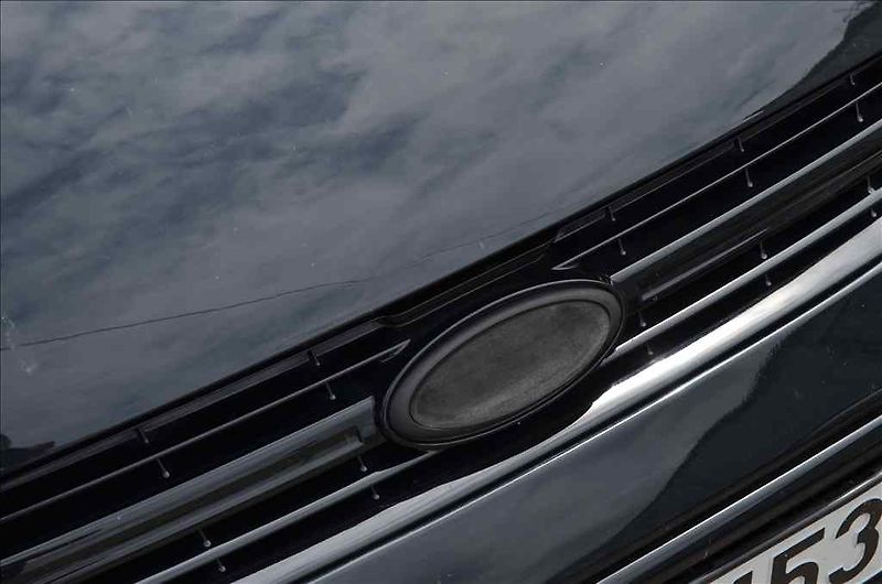 Ford S-MAX (2014) 2,0 TDCI AT - fotka 10 z 21