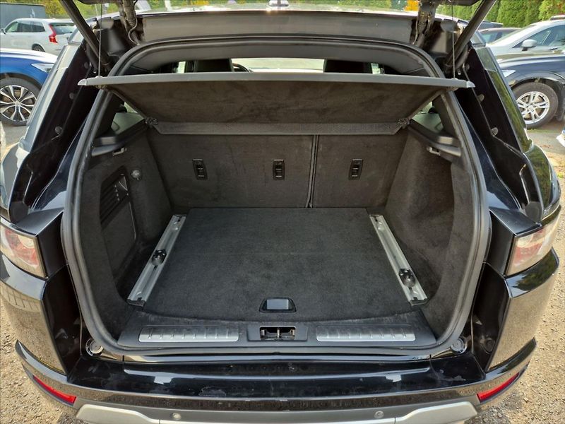 Land Rover Range Rover Evoque 2,2 SD4 DYNAMIC - fotka 12 z 20