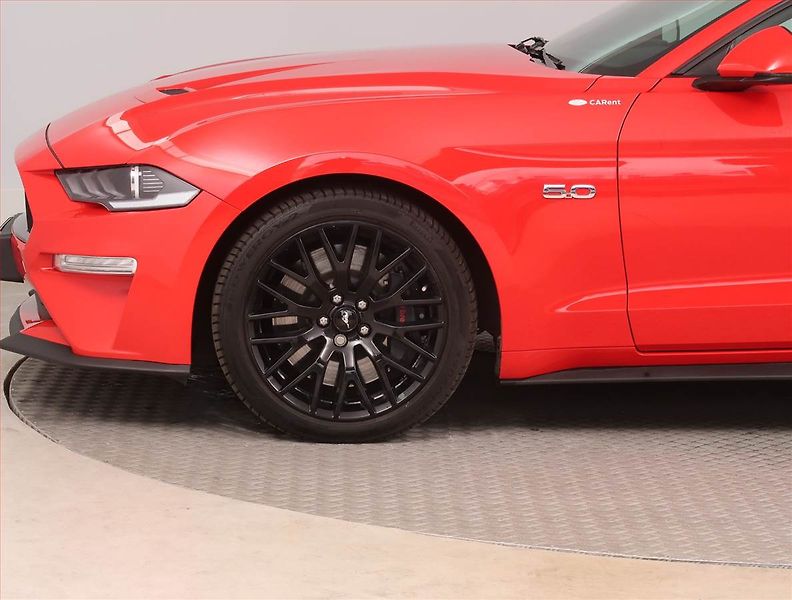 Ford Mustang (2019) GT V8 5.0, Nové ČR - fotka 15 z 19