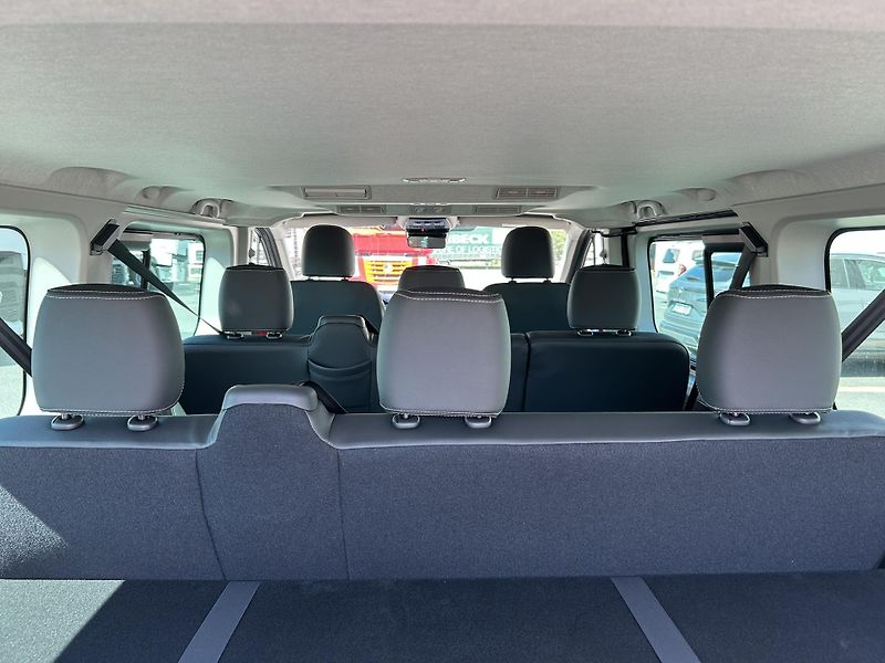 Renault Trafic (2026) COMBI L2H1 150k RED 8/9 míst - fotka 26 z 29