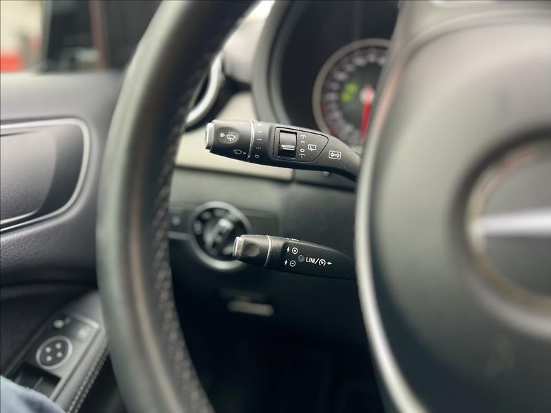 Mercedes-Benz Třídy B 180 CDI / 7G-DCT - fotka 24 z 41