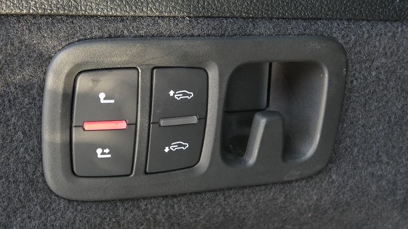 Audi Q7 45 TDI quattro tiptronic - fotka 24 z 27