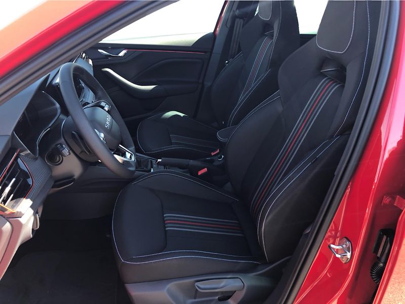 Škoda Scala 1,0 TSI - fotka 11 z 30