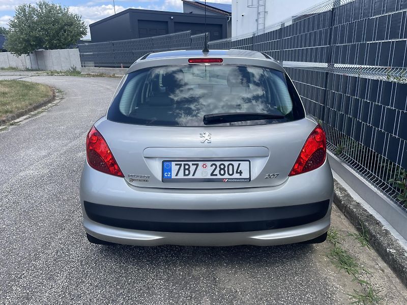 Peugeot 207 (2007) 1.4i - 67.000 km - ČR - fotka 8 z 18